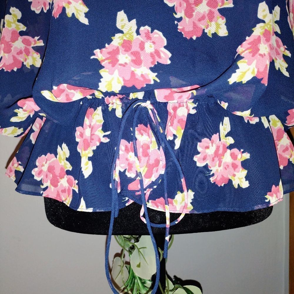 American Living Sheer Blouse - Picture 4 of 5